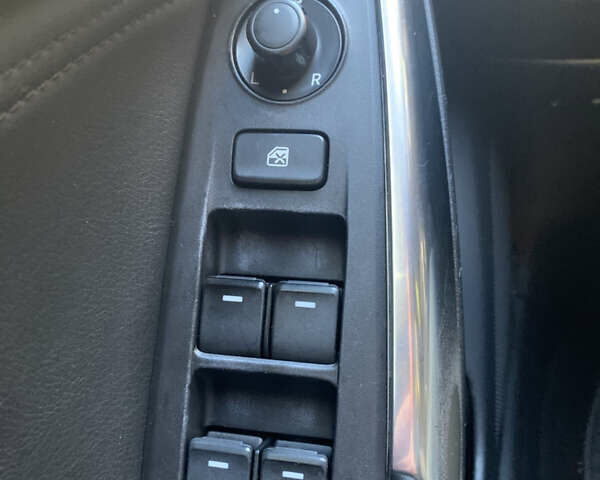 Мазда 6 2014 у Одесі на Automoto.ua Червоний Мазда 6, об'ємом двигуна 2.49 л та пробігом 118 тис. км за 13500 $, фото 25 на Automoto.ua