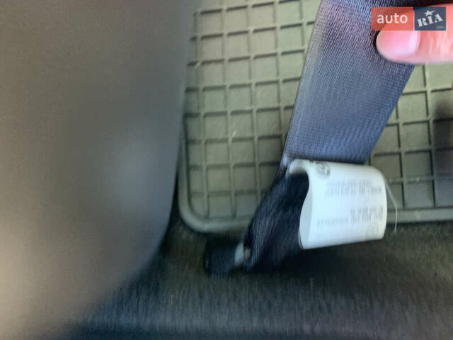 Мазда 6 2014 у Одесі на Automoto.ua Червоний Мазда 6, об'ємом двигуна 2.49 л та пробігом 118 тис. км за 13500 $, фото 14 на Automoto.ua