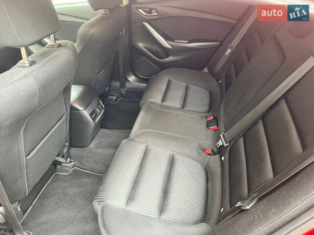 Мазда 6 2015 в Киеве на Automoto.ua Красный Мазда 6, объемом двигателя 2.49 л и пробегом 82 тыс. км за 14500 $, фото 6 на Automoto.ua