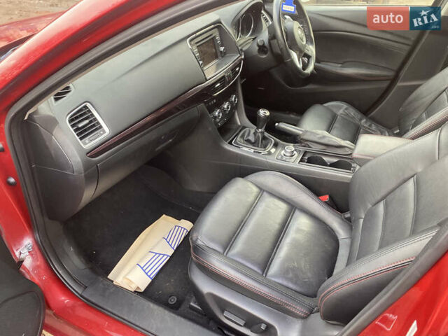 Красный Мазда 6, объемом двигателя 0 л и пробегом 200 тыс. км за 4700 $, фото 2 на Automoto.ua