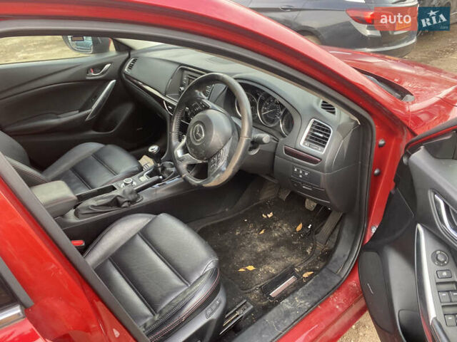 Красный Мазда 6, объемом двигателя 0 л и пробегом 200 тыс. км за 4700 $, фото 4 на Automoto.ua