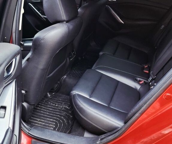 Красный Мазда 6, объемом двигателя 2.5 л и пробегом 174 тыс. км за 14000 $, фото 7 на Automoto.ua