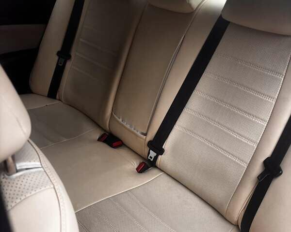 Красный Мазда 6, объемом двигателя 2.49 л и пробегом 122 тыс. км за 15000 $, фото 2 на Automoto.ua