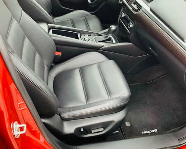 Красный Мазда 6, объемом двигателя 2.19 л и пробегом 143 тыс. км за 15300 $, фото 5 на Automoto.ua