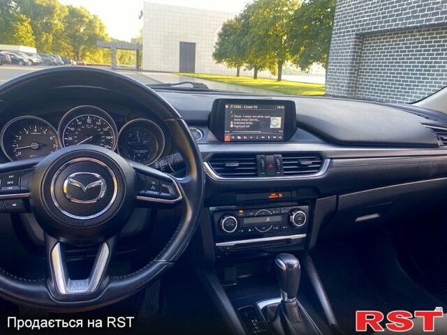 Красный Мазда 6, объемом двигателя 2.5 л и пробегом 170 тыс. км за 14499 $, фото 2 на Automoto.ua