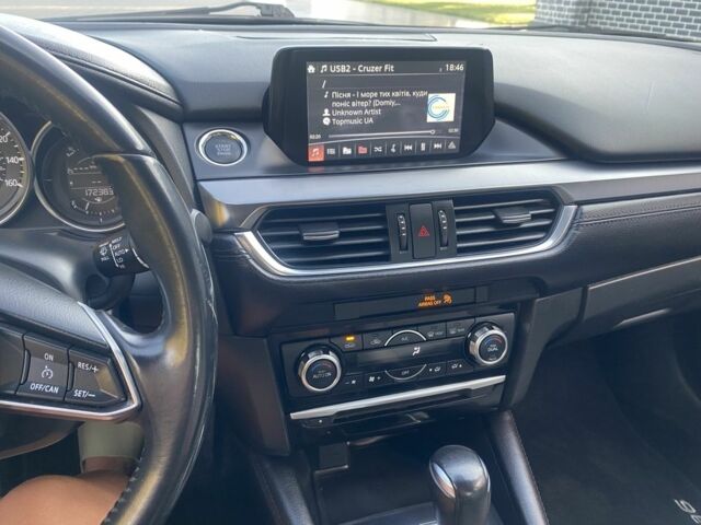 Красный Мазда 6, объемом двигателя 2.5 л и пробегом 170 тыс. км за 13999 $, фото 3 на Automoto.ua