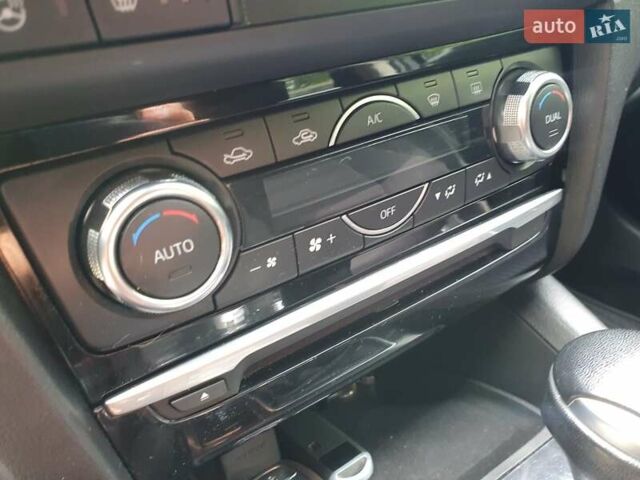 Червоний Мазда 6, об'ємом двигуна 2 л та пробігом 75 тис. км за 12500 $, фото 30 на Automoto.ua