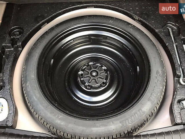 Мазда 6 2017 у Львові на Automoto.ua Червоний Мазда 6, об'ємом двигуна 2.49 л та пробігом 133 тис. км за 13100 $, фото 18 на Automoto.ua