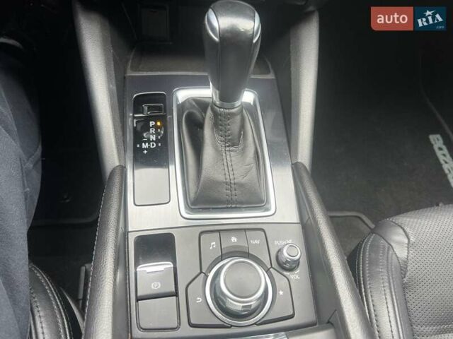 Мазда 6 2017 в Киеве на Automoto.ua Красный Мазда 6, объемом двигателя 2.19 л и пробегом 91 тыс. км за 16999 $, фото 17 на Automoto.ua