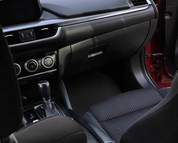 Червоний Мазда 6, об'ємом двигуна 2.5 л та пробігом 120 тис. км за 13190 $, фото 32 на Automoto.ua