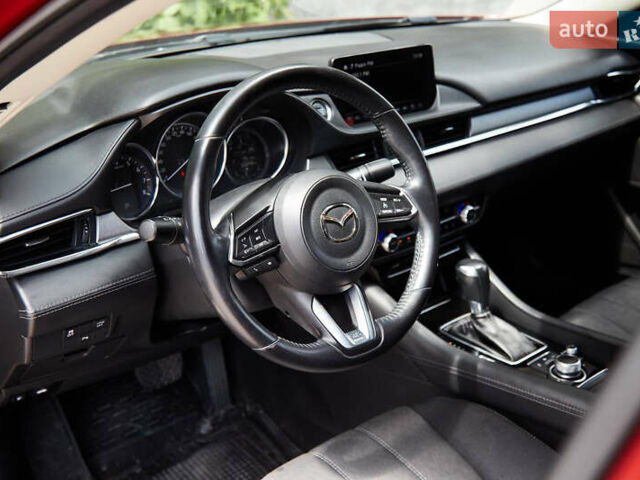 Красный Мазда 6, объемом двигателя 2 л и пробегом 121 тыс. км за 17999 $, фото 11 на Automoto.ua