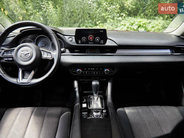 Красный Мазда 6, объемом двигателя 2 л и пробегом 121 тыс. км за 17999 $, фото 7 на Automoto.ua