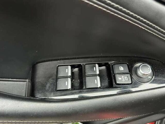 Красный Мазда 6, объемом двигателя 2.5 л и пробегом 99 тыс. км за 13000 $, фото 9 на Automoto.ua