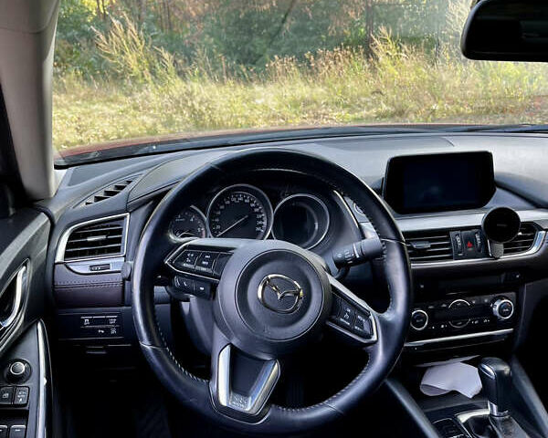 Червоний Мазда 6, об'ємом двигуна 2.19 л та пробігом 160 тис. км за 17300 $, фото 35 на Automoto.ua