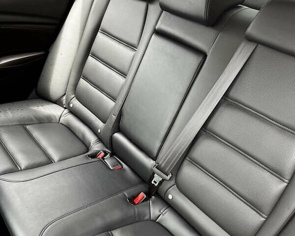 Червоний Мазда 6, об'ємом двигуна 2.19 л та пробігом 160 тис. км за 17300 $, фото 8 на Automoto.ua