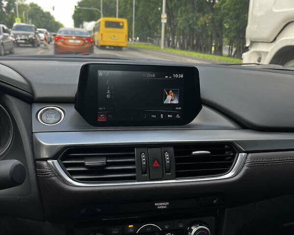 Червоний Мазда 6, об'ємом двигуна 2.19 л та пробігом 160 тис. км за 17300 $, фото 16 на Automoto.ua