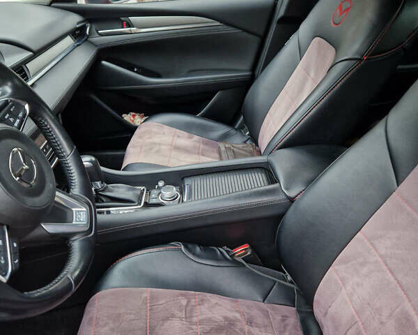 Красный Мазда 6, объемом двигателя 2 л и пробегом 53 тыс. км за 20500 $, фото 5 на Automoto.ua