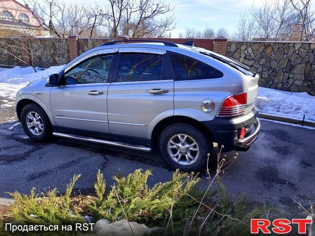 Червоний Мазда 6, об'ємом двигуна 2 л та пробігом 300 тис. км за 3299 $, фото 4 на Automoto.ua