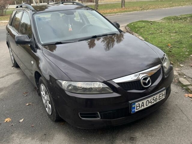 Червоний Мазда 6, об'ємом двигуна 1.8 л та пробігом 280 тис. км за 4200 $, фото 1 на Automoto.ua