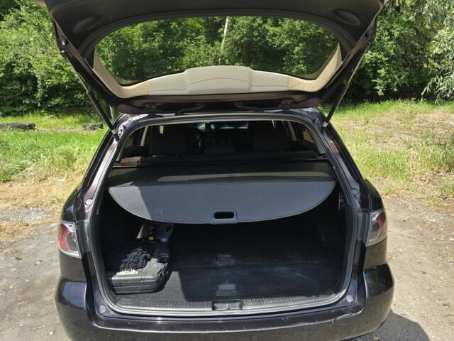 Червоний Мазда 6, об'ємом двигуна 2 л та пробігом 250 тис. км за 3700 $, фото 12 на Automoto.ua