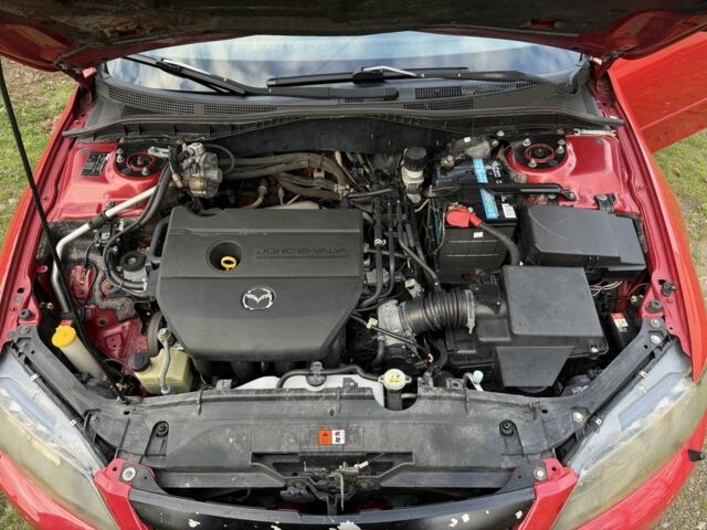 Червоний Мазда 6, об'ємом двигуна 1.8 л та пробігом 301 тис. км за 5250 $, фото 8 на Automoto.ua