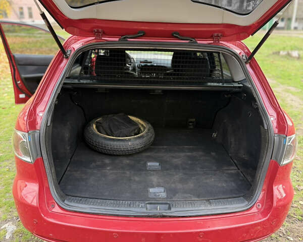 Красный Мазда 6, объемом двигателя 1.8 л и пробегом 302 тыс. км за 5550 $, фото 10 на Automoto.ua