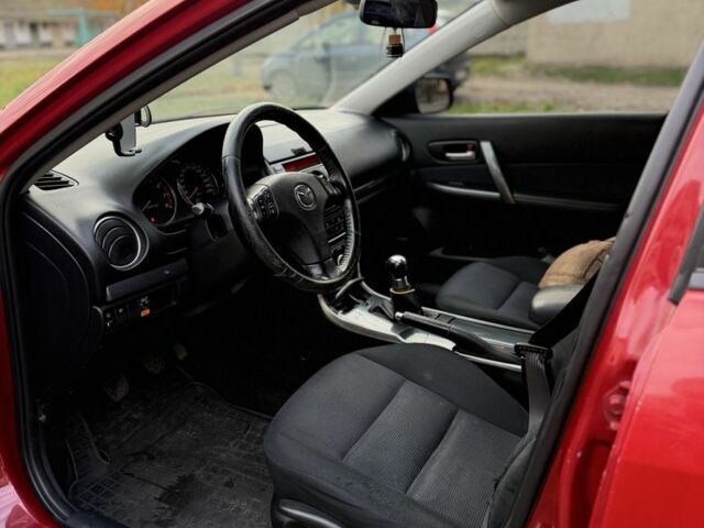 Червоний Мазда 6, об'ємом двигуна 1.8 л та пробігом 301 тис. км за 5250 $, фото 6 на Automoto.ua