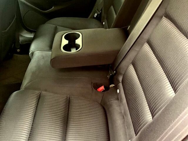 Червоний Мазда 6, об'ємом двигуна 2 л та пробігом 178 тис. км за 11500 $, фото 6 на Automoto.ua