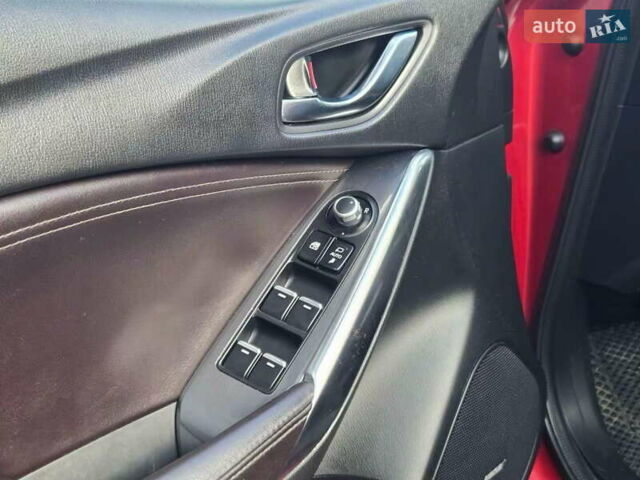 Червоний Мазда 6, об'ємом двигуна 2.2 л та пробігом 161 тис. км за 13100 $, фото 11 на Automoto.ua