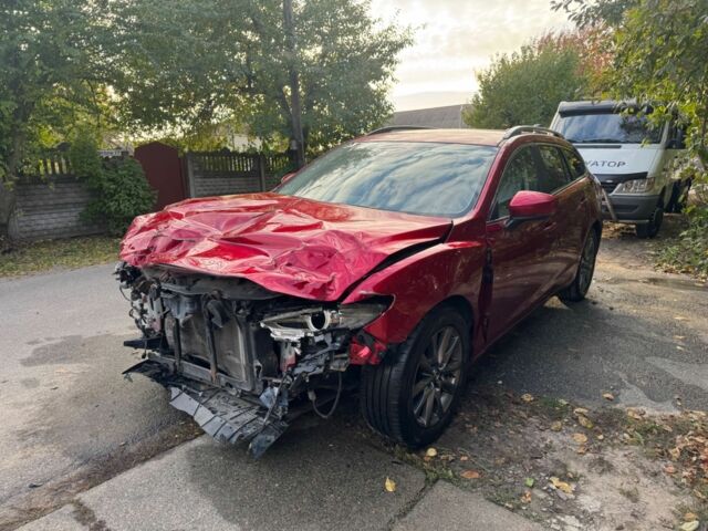 Красный Мазда 6, объемом двигателя 2 л и пробегом 120 тыс. км за 8200 $, фото 4 на Automoto.ua