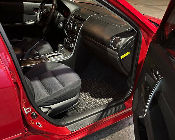 Красный Мазда 6, объемом двигателя 2 л и пробегом 197 тыс. км за 5500 $, фото 3 на Automoto.ua