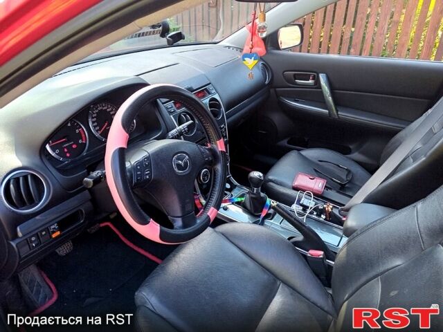 Красный Мазда 6, объемом двигателя 2 л и пробегом 248 тыс. км за 4800 $, фото 4 на Automoto.ua