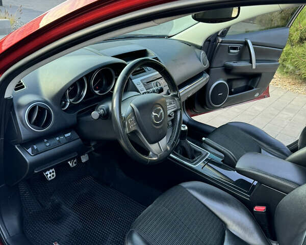 Красный Мазда 6, объемом двигателя 2.5 л и пробегом 127 тыс. км за 9200 $, фото 30 на Automoto.ua