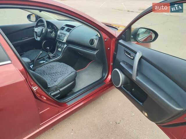 Красный Мазда 6, объемом двигателя 2.18 л и пробегом 231 тыс. км за 5650 $, фото 3 на Automoto.ua