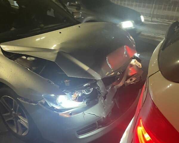 Мазда 6, объемом двигателя 2 л и пробегом 310 тыс. км за 1200 $, фото 1 на Automoto.ua