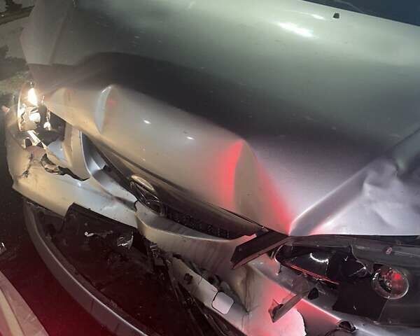 Мазда 6, объемом двигателя 2 л и пробегом 310 тыс. км за 1200 $, фото 2 на Automoto.ua