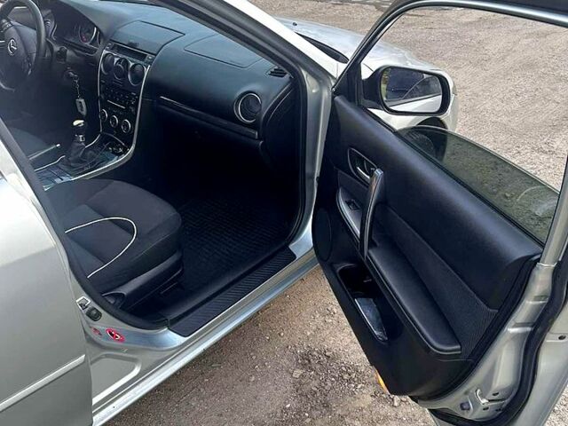 Мазда 6, об'ємом двигуна 1.8 л та пробігом 171 тис. км за 4100 $, фото 5 на Automoto.ua