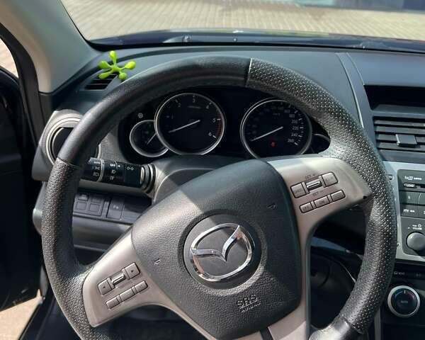 Мазда 6, объемом двигателя 2 л и пробегом 209 тыс. км за 7100 $, фото 8 на Automoto.ua