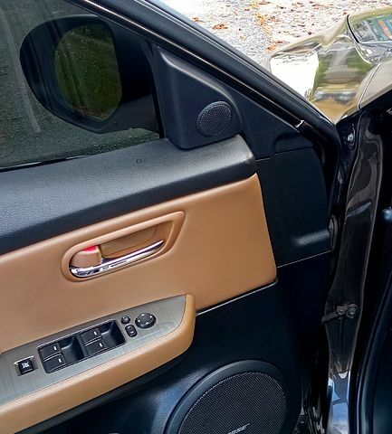 Мазда 6, объемом двигателя 2.5 л и пробегом 289 тыс. км за 8000 $, фото 7 на Automoto.ua