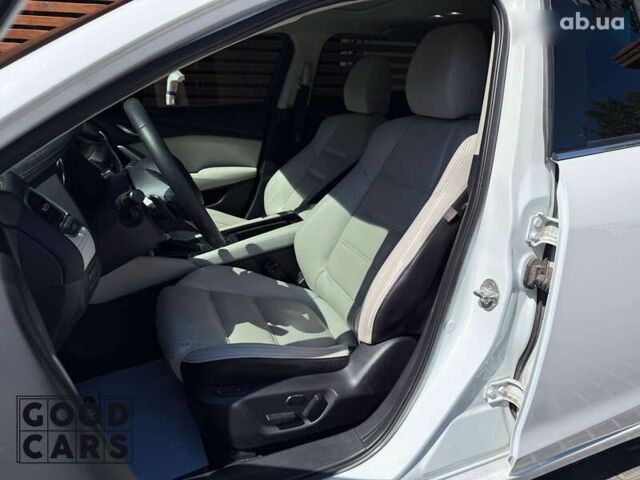 Мазда 6, объемом двигателя 2.5 л и пробегом 162 тыс. км за 15000 $, фото 17 на Automoto.ua