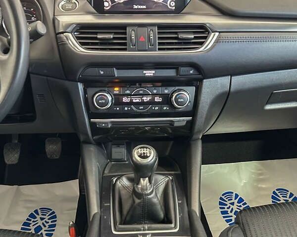 Мазда 6, объемом двигателя 2.2 л и пробегом 195 тыс. км за 14250 $, фото 14 на Automoto.ua