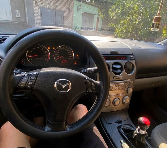Мазда 6, объемом двигателя 2 л и пробегом 250 тыс. км за 1500 $, фото 7 на Automoto.ua