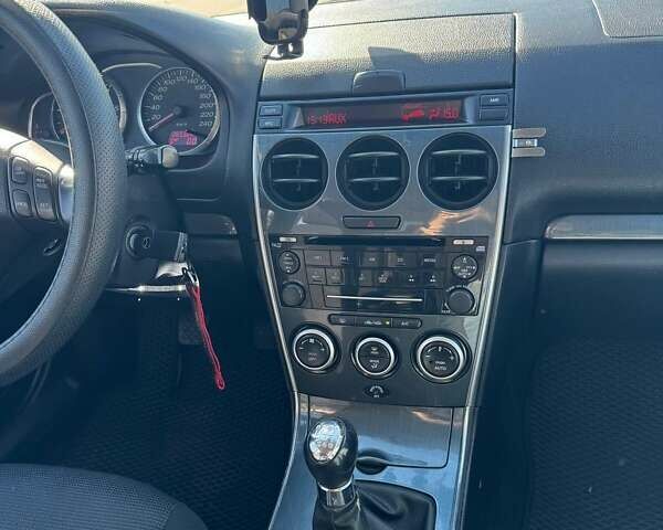 Мазда 6, объемом двигателя 2 л и пробегом 269 тыс. км за 4400 $, фото 8 на Automoto.ua