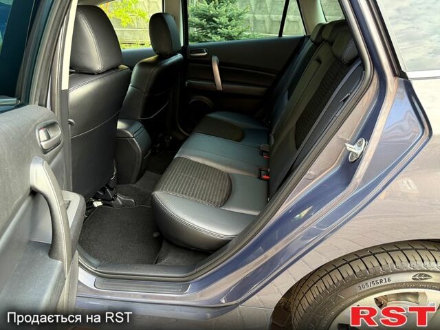Мазда 6, объемом двигателя 2 л и пробегом 176 тыс. км за 8299 $, фото 9 на Automoto.ua