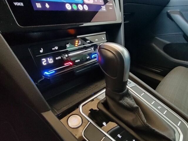 Мазда 6, объемом двигателя 2.2 л и пробегом 295 тыс. км за 11100 $, фото 9 на Automoto.ua