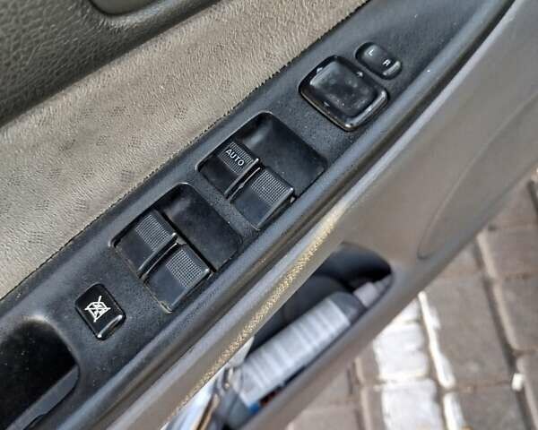 Мазда 6, об'ємом двигуна 2 л та пробігом 280 тис. км за 3600 $, фото 18 на Automoto.ua