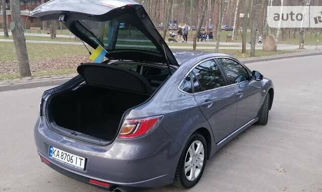 Мазда 6, объемом двигателя 2 л и пробегом 175 тыс. км за 8300 $, фото 5 на Automoto.ua