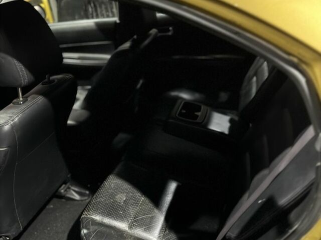 Желтый Мазда 6, объемом двигателя 2.3 л и пробегом 191 тыс. км за 2650 $, фото 7 на Automoto.ua