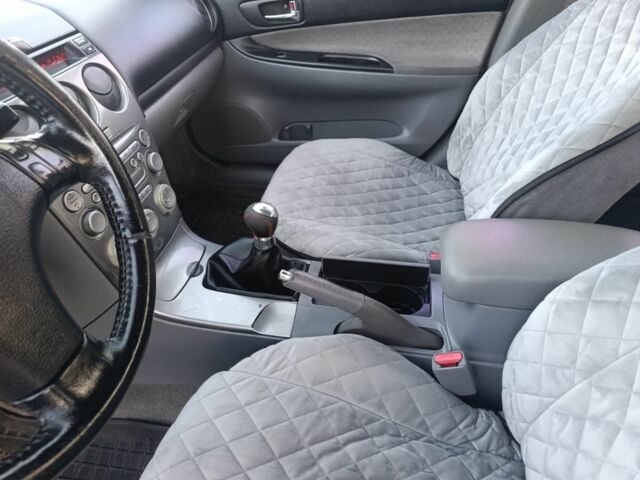 Жовтий Мазда 6, об'ємом двигуна 2 л та пробігом 330 тис. км за 3399 $, фото 16 на Automoto.ua