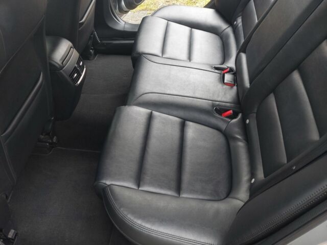 Серый Мазда 6, объемом двигателя 2.5 л и пробегом 175 тыс. км за 12500 $, фото 9 на Automoto.ua